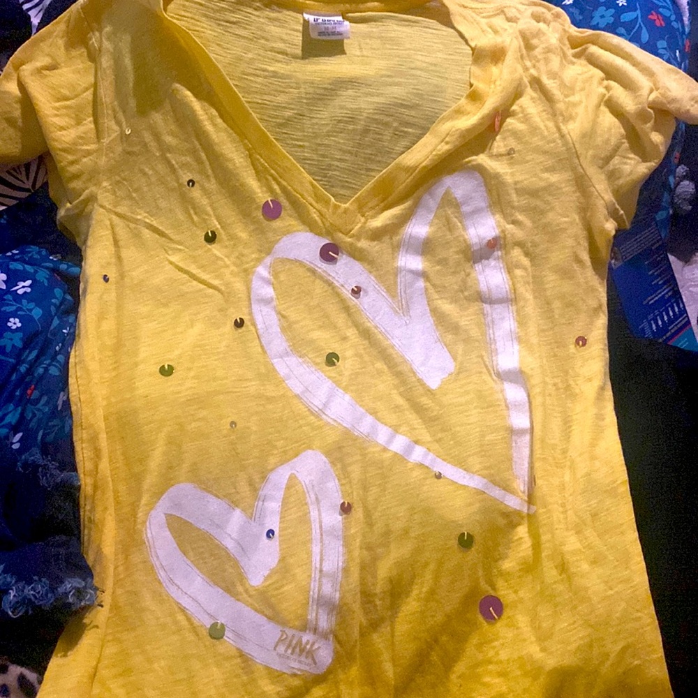 victoria secret shirt ! never wore